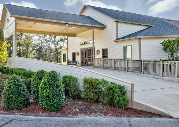 Image of SummerHouse Bay Cove (1)