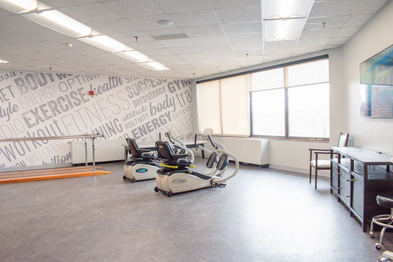 Image of Oakwood Health & Rehab Center (2)