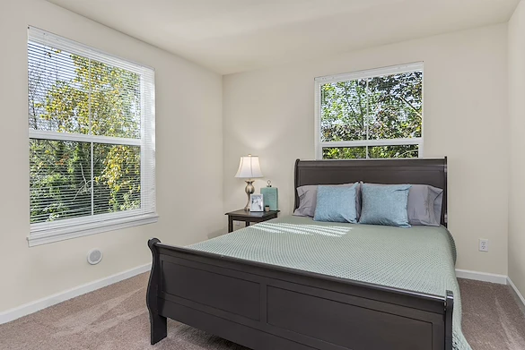 Chateau Pacific Lynnwood, WA, apartment bedroom