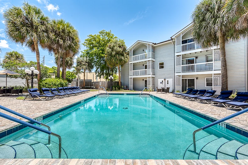 Image of Meridian at Lantana (1)