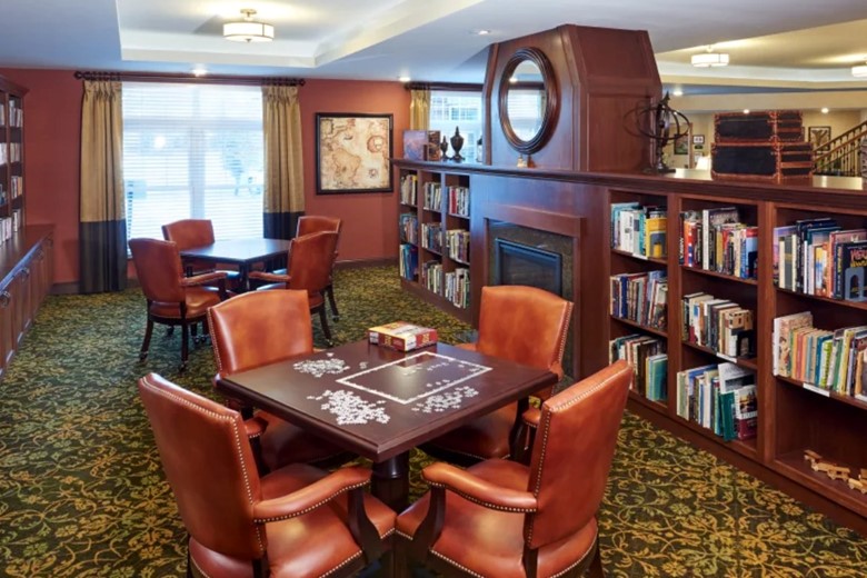 Image of Applewood Pointe of Shoreview Cooperative (5)