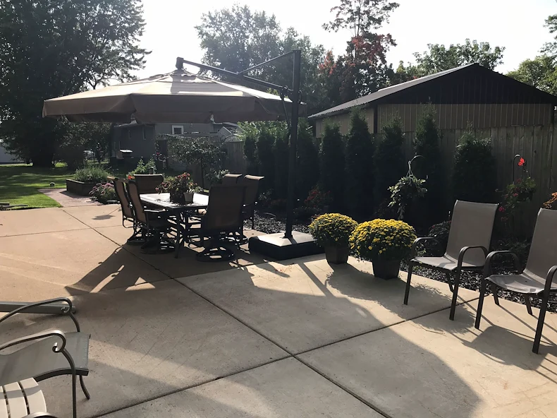 Image of London Square (3)