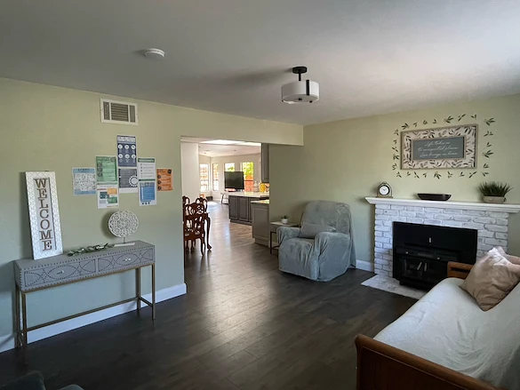 Image of Helping Hands - Dublin (3)