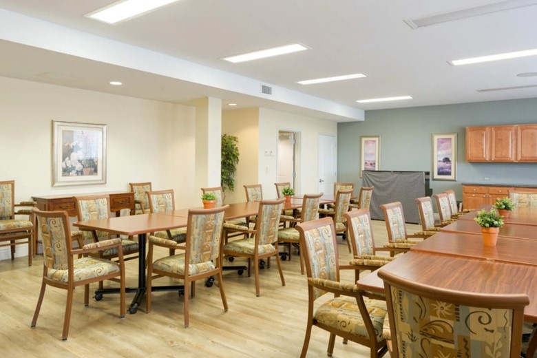 Image of Lincoln Meadows Senior Living (3)