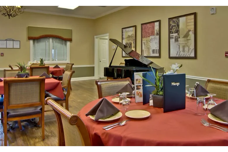 Image of Parkway Gardens Senior Living (7)