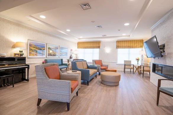 Image of Fairmont Senior Living on Clayton (4)