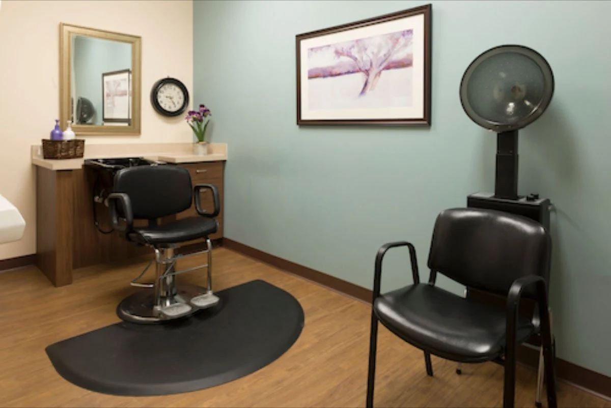 Image of Spring Arbor of Steele Creek (7)