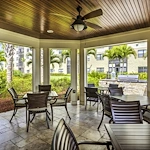 You'll love dining options galore, indoors and out!