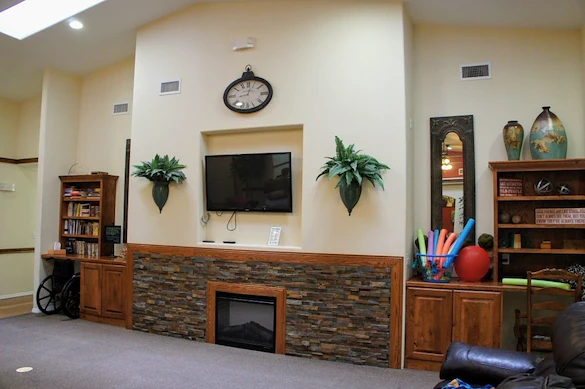 Image of GoodLife Senior Living Artesia - Hickory Lane (2)