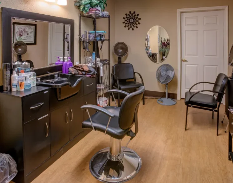 Image of Golden Pond Retirement Community (8)