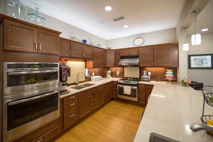 Image of Azura Memory Care of Oak Creek (2)