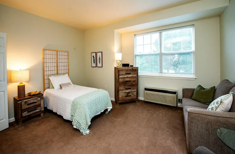 Westlake Woods by New Perspective senior living community offering assisted living in Erie, PA, apartment bedroom