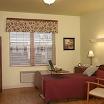 Image of Creekside Village (6)