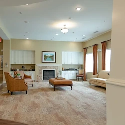 Memory care near me with large spacious rooms