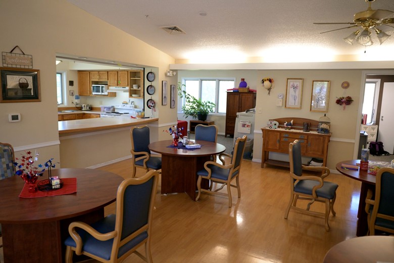 Image of Reflections Assisted Living - Parkview Manor (4)