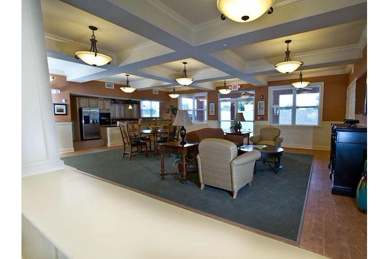 Image of Chatham Pointe (9)