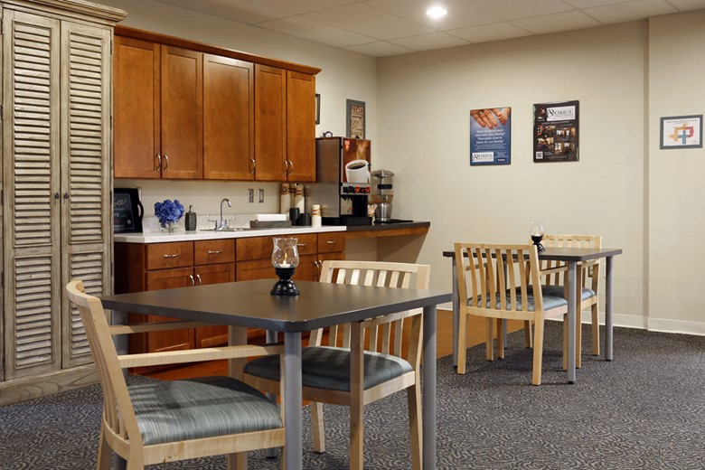 Image of Holden Rehabilitation & Nursing (4)