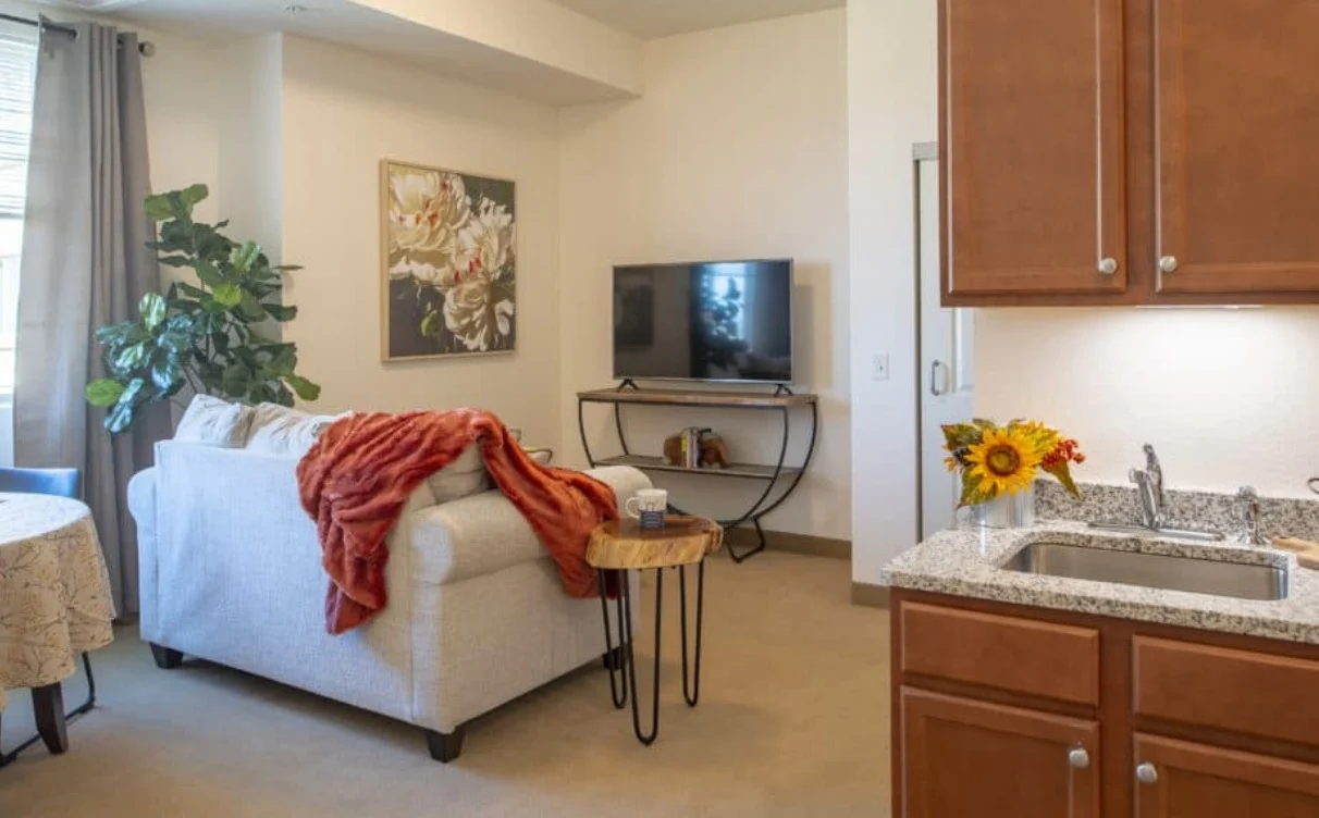 Image of Pine Grove Crossing (7)