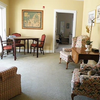 Image of Effie’s Place (2)