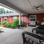 Image of Oaks at Post Road (2)