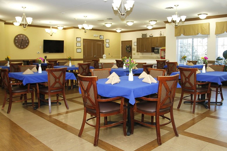 Image of Spring Arbor of Steele Creek (3)