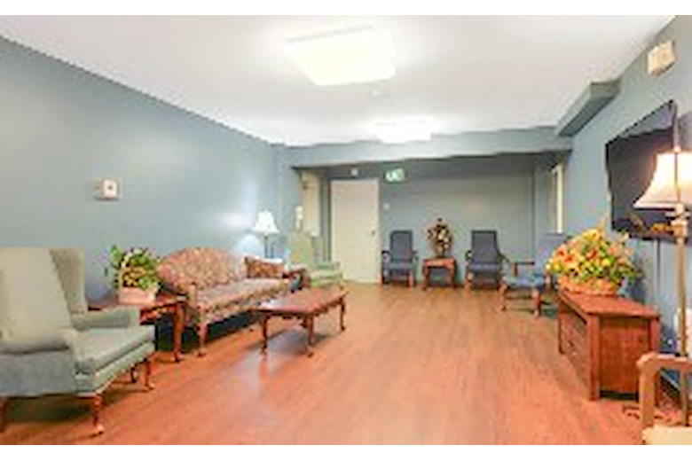 Image of Pines of Newmarket (3)