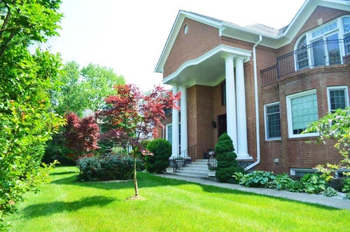 Image of Vienna Manor II (1)