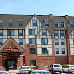 Image of Maple Pointe (1)