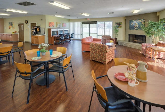 Image of Eskaton Jefferson Manor (4)