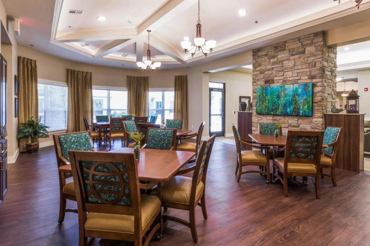 Image of Lynridge of Arlington Assisted Living & Memory Care (2)