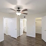 Image of Residence at the Oaks (8)