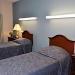 Image of Reunion Plaza Senior Care And Rehabilitation Cente (8)