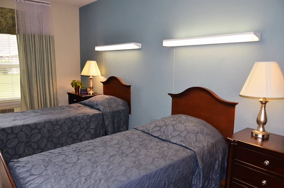 Image of Reunion Plaza Senior Care And Rehabilitation Cente (8)