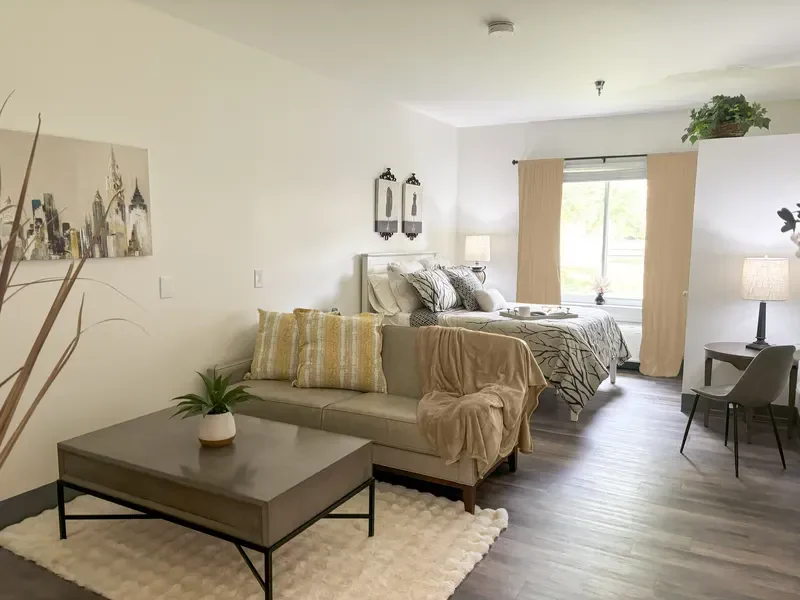 Image of AVIVA Glendale (6)