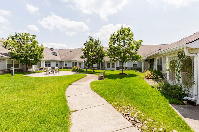 Image of Independence Village of Oxford (Waterstone) (1)