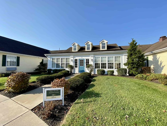 Image of Abbey Manor of Elkton (1)