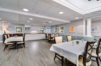 Image of Oakleaf Village of Lexington (5)