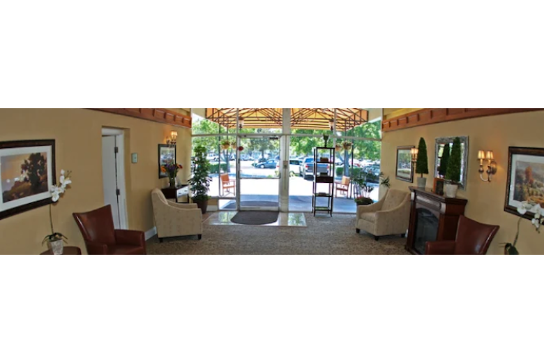 Image of Cottonwood Healthcare Center (3)