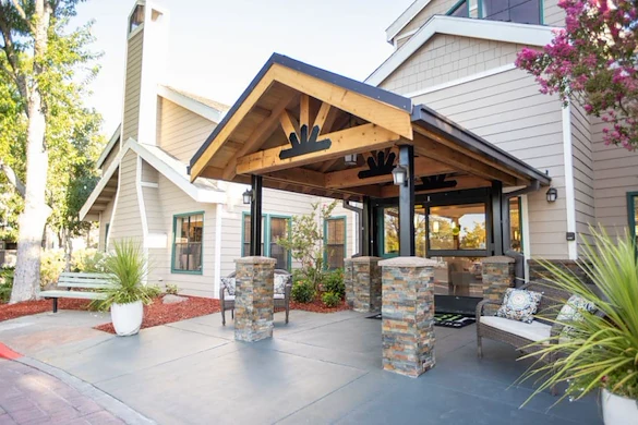 Image of Cogir of Vacaville (1)