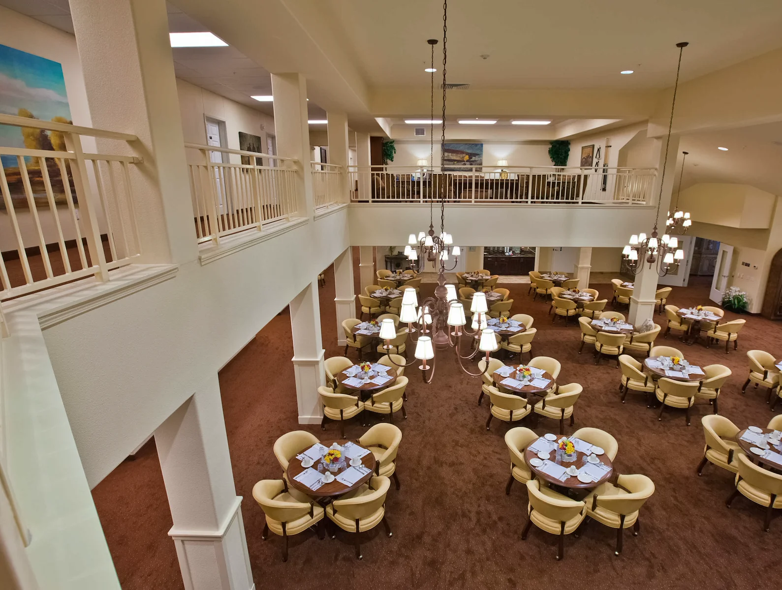 Providence Meadows Gracious Retirement Living Hawthorn Senior Independent Living in Charlotte, North Carolina community dining room