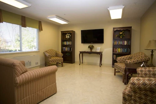 Image of Sellersburg Healthcare Center (4)