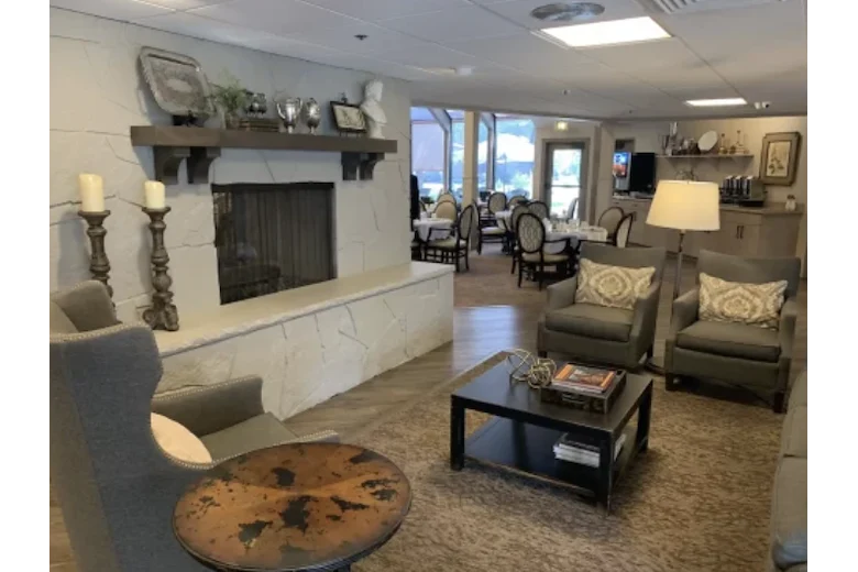 Image of Weatherly Inn (2)