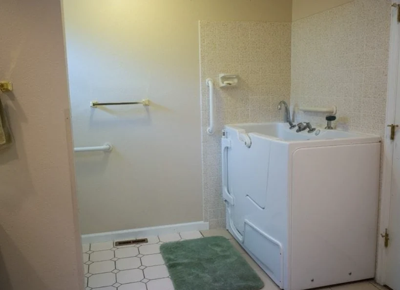 Image of Serenity House Assisted Living at Lola Way (5)