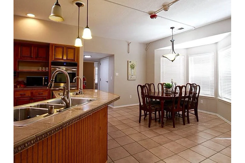 Image of Cottonwood Home (4)