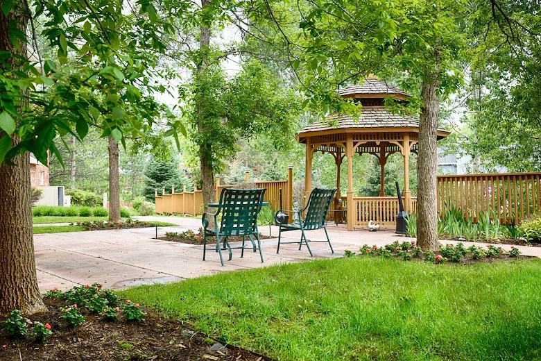 Image of Someren Glen Senior Living (1)