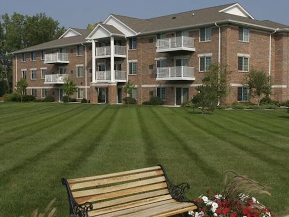 Image of Parkway Landings Seniors Apartments (2)