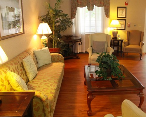 Image of Lakeside Health & Rehab Center (5)