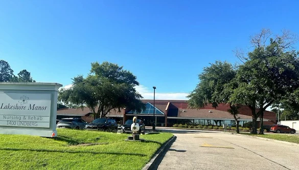 Image of Lakeshore Manor Nursing & Rehab (1)