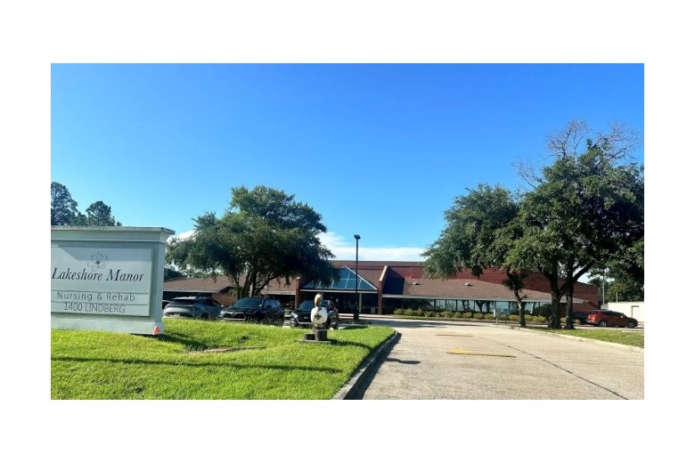 Image of Lakeshore Manor Nursing & Rehab (1)
