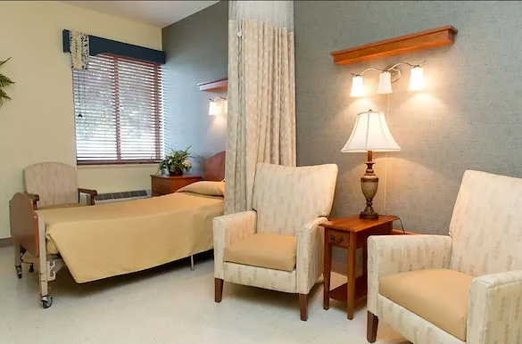 Image of Du Quoin Nursing & RehabCenter (6)